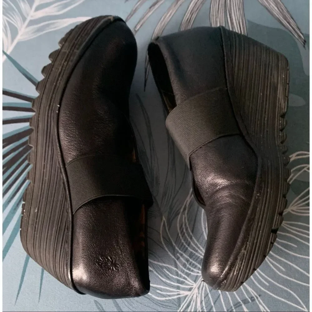 FLY London Black Leather Yale Mary Janes Wedge SHOES sz 39 9